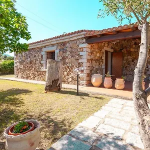 Pettirosso Garden Couette-café San Teodoro (Sardinia)