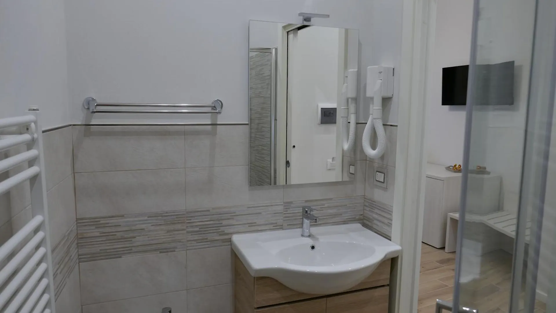 Elisa Guest House Florence 0*,  Italy